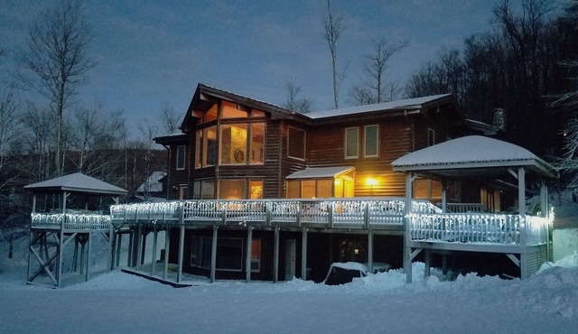 Lovely 10 bedroom home offers the perfect place for your next gathering.