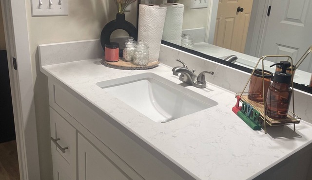 Lovely 1bedroom apartment located in a quiet neighborhood