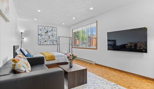 Lovely 1Bedroom with Terrace-Near Metro Station