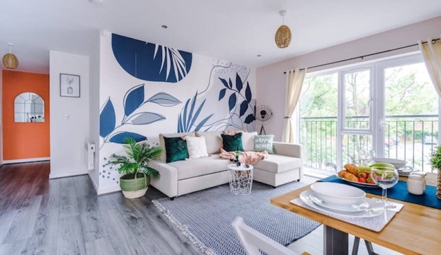 Lovely 2 Bed Apartment In Formby Village