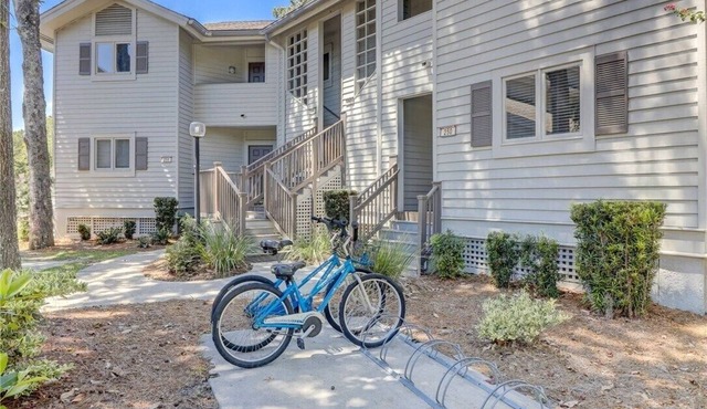 Lovely 2-bedroom Condo on Hilton Head Island inside Shipyard Plantation