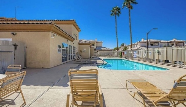 Lovely 2-bedroom 2 -bath cozy, quiet and secure condo
