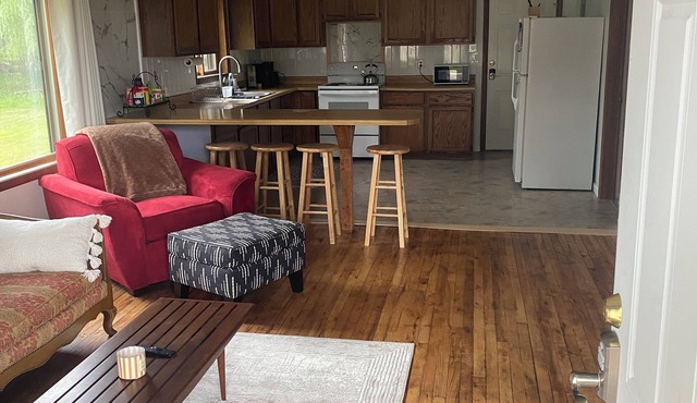 Lovely 2-bedroom apartment in charming Kingsford