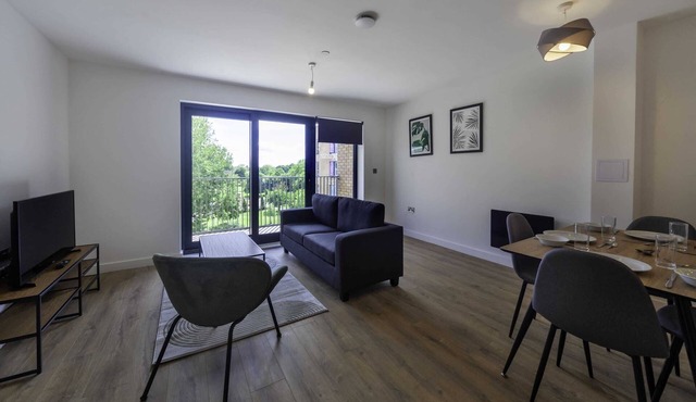 Lovely 2 Bedroom Apartment in Central Ashford