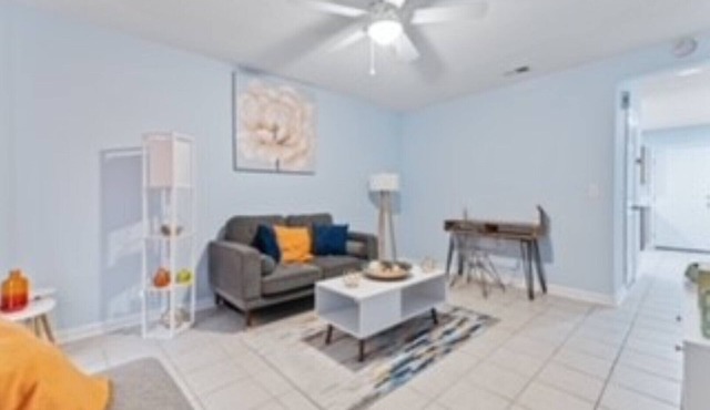Lovely 2 bedroom apartment minutes from Ft. Jackson and VA Hospital