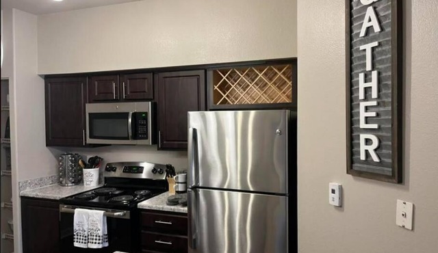 Lovely 2 Bedroom apartment home