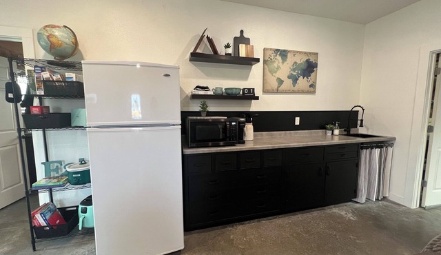 Lovely 2-bedroom apartment with mountain views in Anaconda