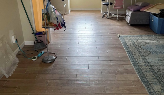 Lovely 2-bedroom apartment in a house in Yonkers with WiFi access