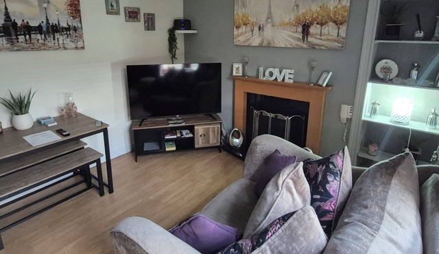 Lovely 2-bedroom apartment with WiFi in charming Dundee
