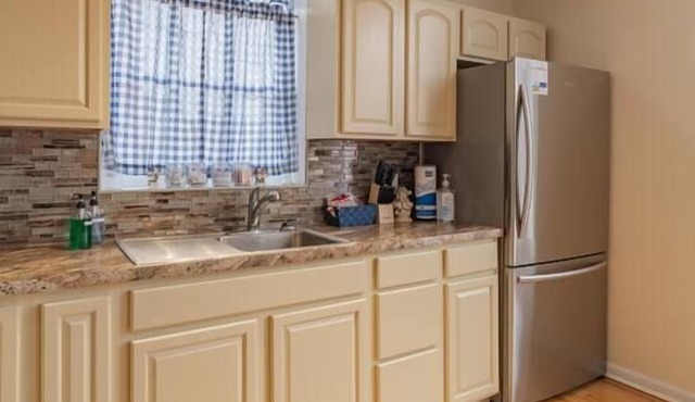 Lovely 2-bedroom apartment in downtown Wabash