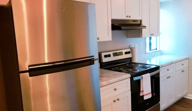 Lovely 2 bedroom condo perfect for long term stays