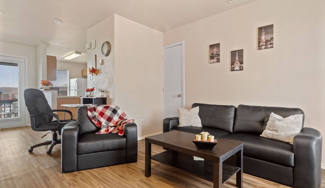 Lovely 2-bedroom condo mins from Ft Hood & Town