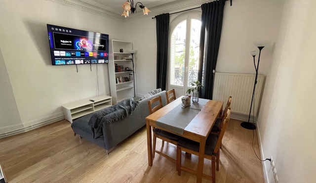 Lovely 2-bedroom apartment with WiFi near Paris - for Olympic games