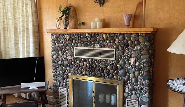 Lovely 2-bedroom house in Troy