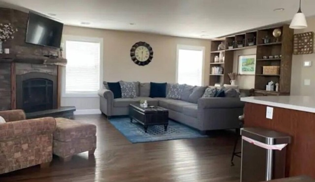 Lovely 2- bedroom private guest house