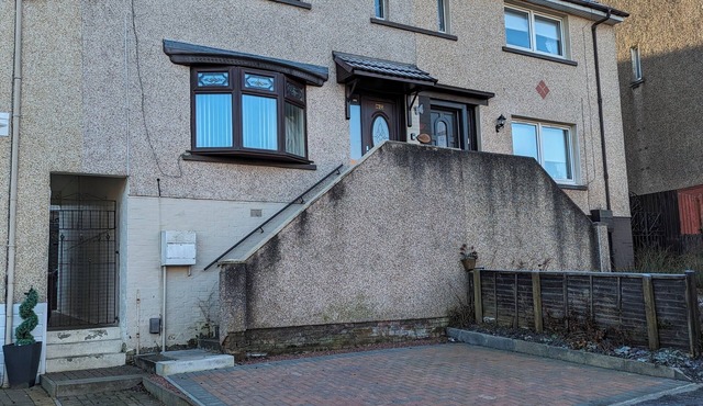 Lovely 2 Bedroom Terrace House