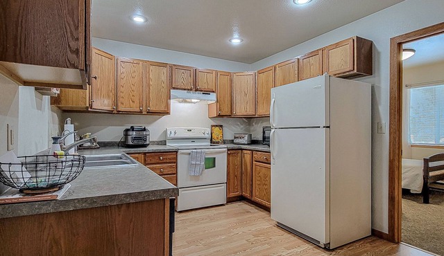 Lovely 2 bedroom unit in Lake George, MN