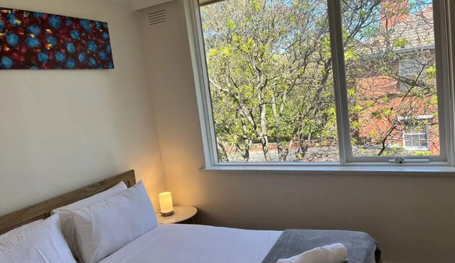 Lovely 2 Bedroom Unit with HotTub,FreeWiFi Netflix