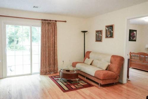 Lovely 2 Bedrooms Apartment