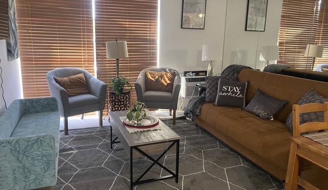 Lovely 2 bedrooms apartment 10min from O'HARE CHICAGO