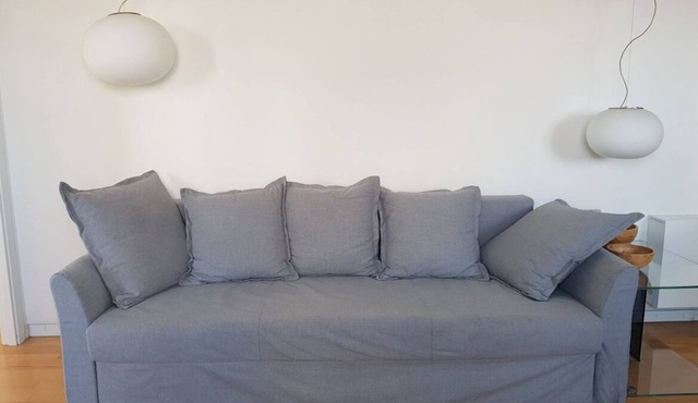 Lovely 2 BR Terrace Wifi Parking AC Heating Attic