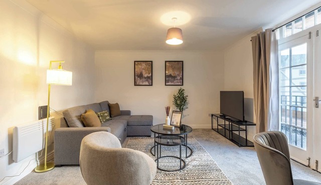 Lovely 2BED Whitehaven Apartment with Sea Views