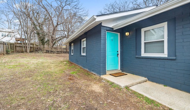 Lovely 2BR House in ATL w/Free Parking & Wifi