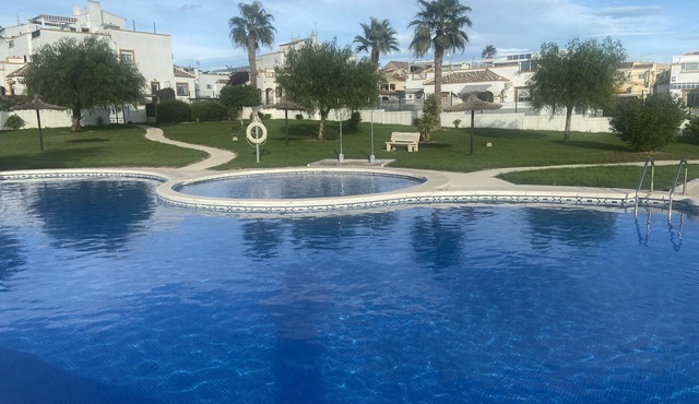 Lovely 3 bed, 2 bath villa in La Marina Urb, Alicante