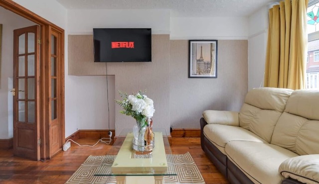 Lovely 3-Bed Apartment in Manchester