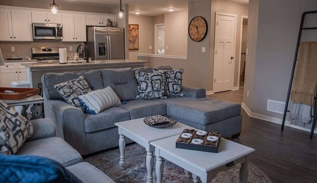 Lovely 3 Bed Condo in Loves Park