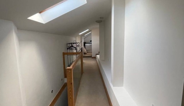 Lovely 3 bed flat above village restaurant