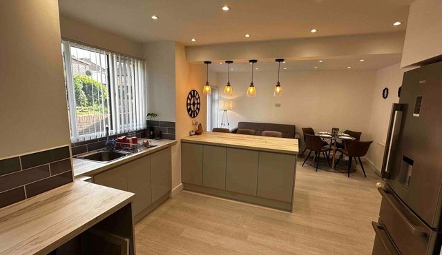 Lovely 3-bed House Near Birmingham Airport & Nec