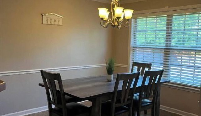 Lovely 3 bedroom, 2 bath home with play room