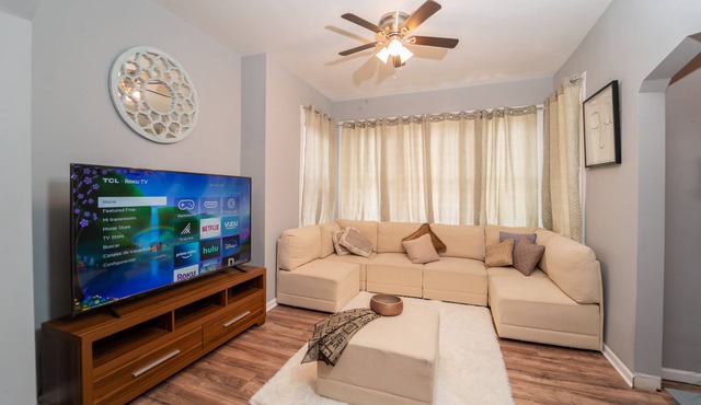 Lovely 3 Bedroom Apartment… Waiting for You to Make it Home!