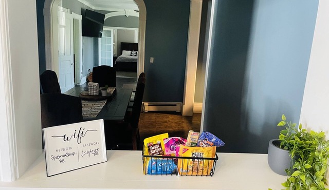 Lovely 3 bedroom apartment just 5 minutes to Fort Drum!