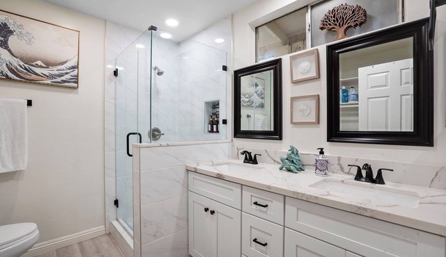 Lovely 3-bedroom apartment within 15 minutes of Disneyland/Central OC