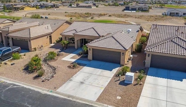 Lovely 3-bedroom house - All the luxury and comfort of home meets resort!