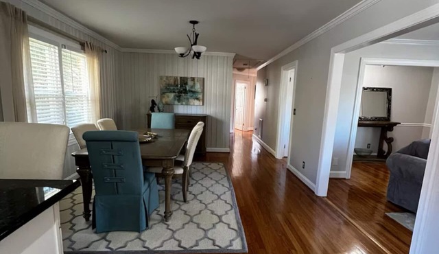 Lovely 3-bedroom Home In Greenville!