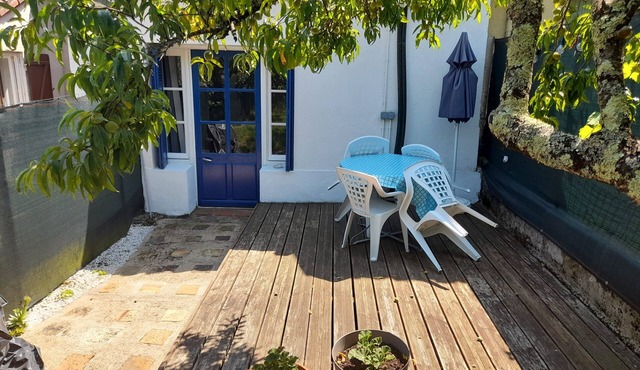 Lovely 3-bedroom house in Le Vigeant perfect for relaxing stays