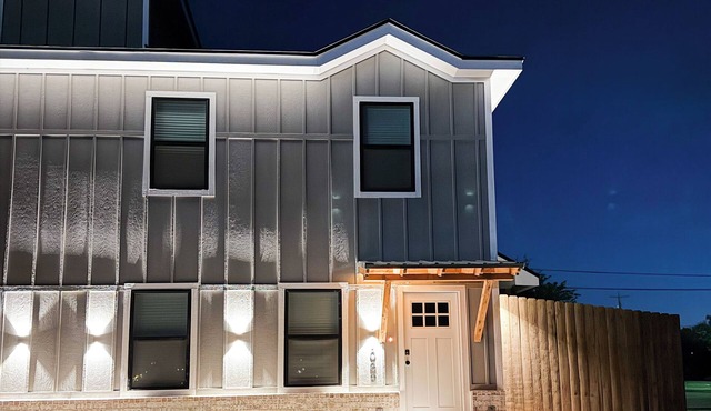 Lovely 3-bedroom house with AC in San Angelo: River's West Texas Escape