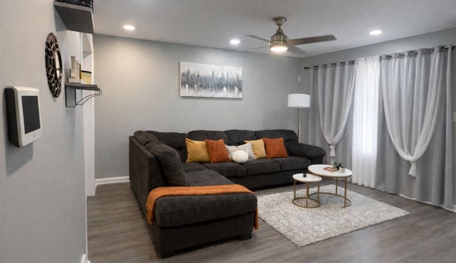 Lovely 3-bedroom house with AC for a relaxing getaway