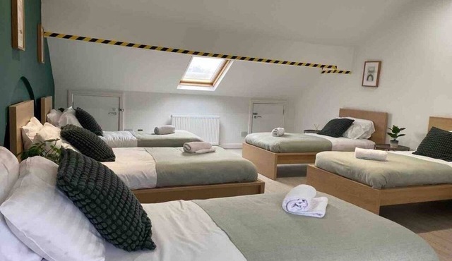 Lovely 3-bedroom townhome in Liverpool