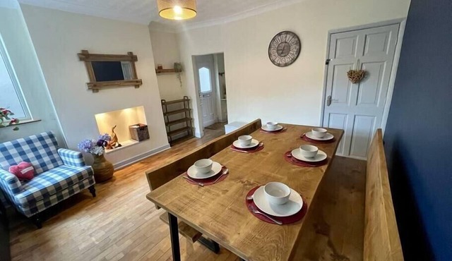 Lovely 3BD Home in the Heart of Morton