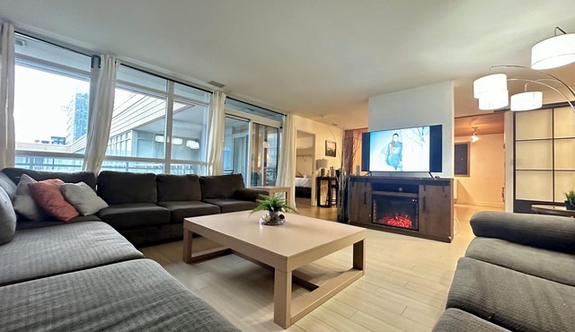 Lovely 3Bedroom corner suite