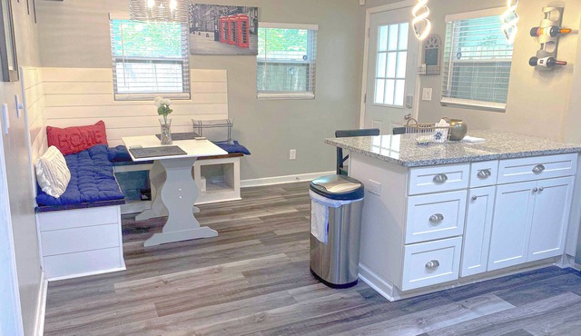 Lovely 3BR 3BA Home minutes from Airport/Downtown Atlanta