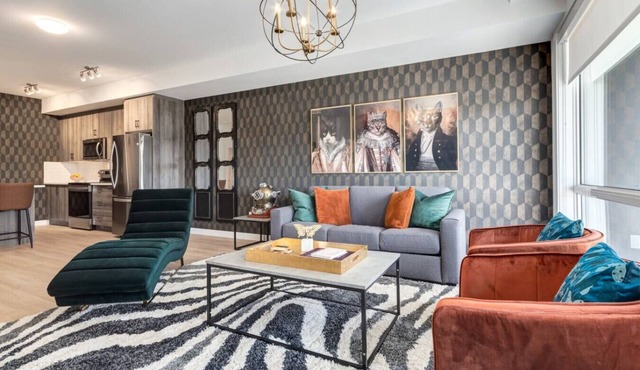 Lovely 3BR unit in the heart of Calgary