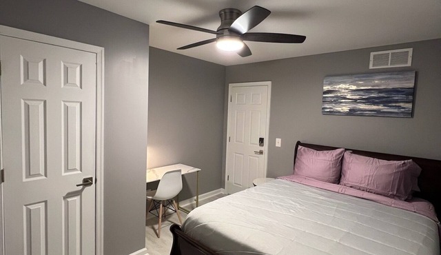 Lovely 4-bedroom home in Camden with AC, WiFi. Enjoy your stay