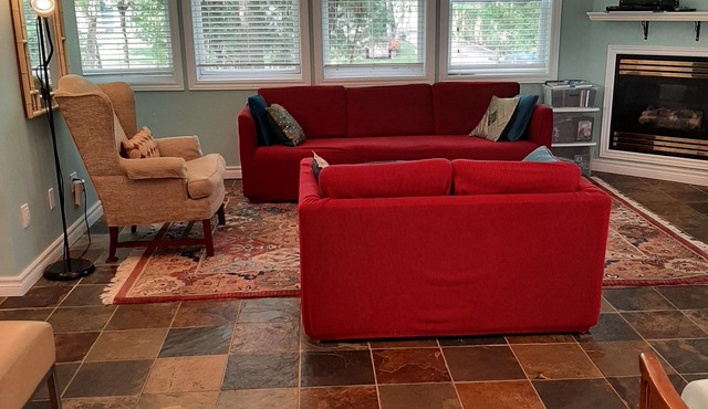 Lovely 4 season family home in Wasaga Beach