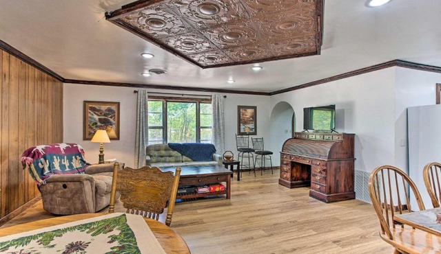 Lovely 'Anna Fink House' w/Patio & Fire Pit