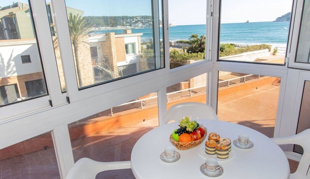 Lovely apartment for 4 people with WIFI and TV